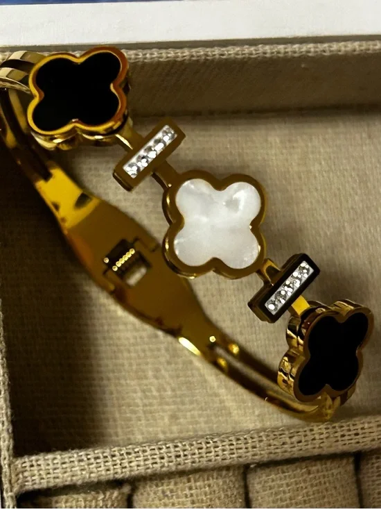 Gold-Tone Clover Link Bracelet with Black and White Inlays - Picture 3 of 7